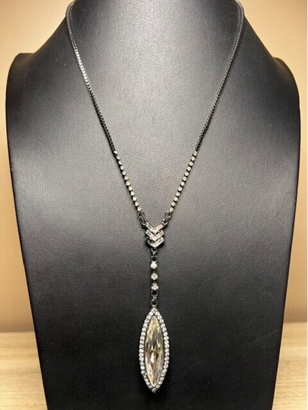 B6773 ERICKSON BEAMON ROCKS Y Necklace Long Marquise Crystal Gunmetal Drop 20"